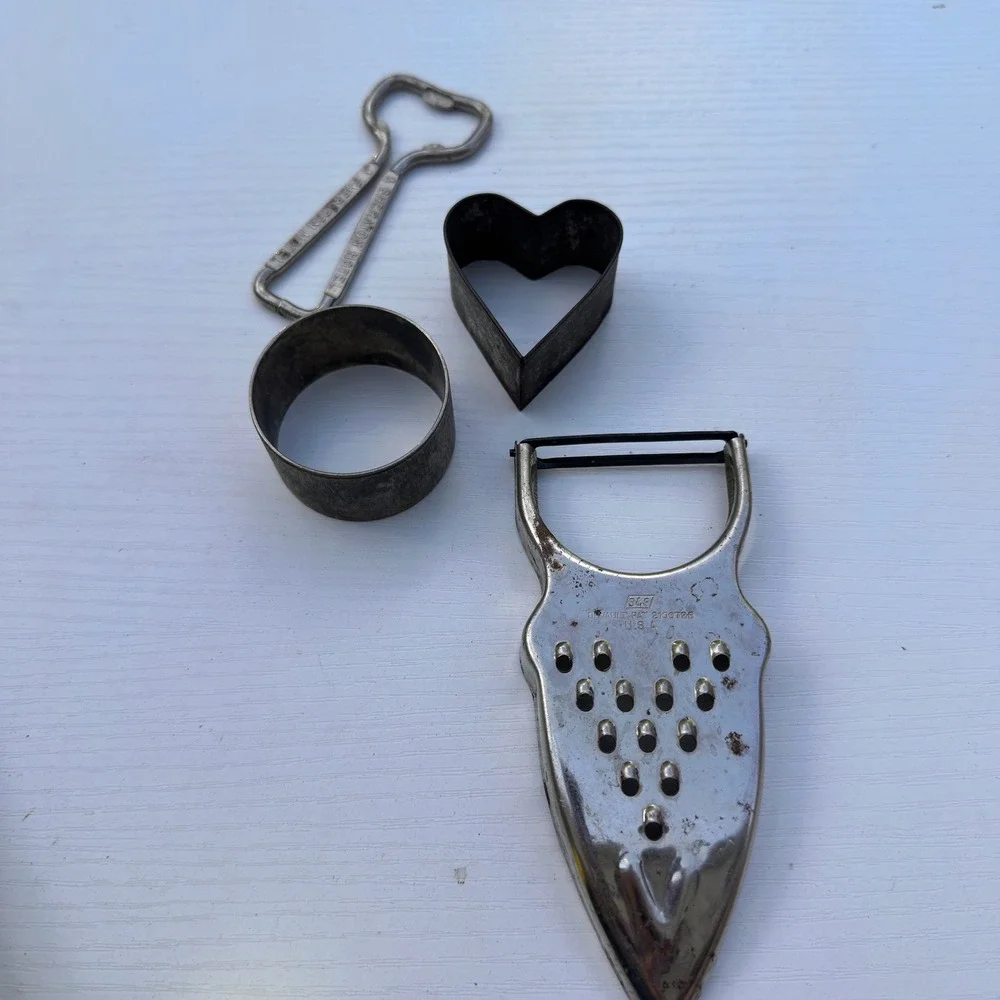 Vintage S&S Devault Peeler Grater Sheraton Hotel Opener Cookie Cutter Lot Silver